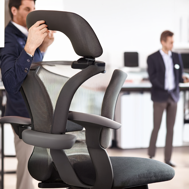 Top Workplace Ergonomics Tips to Reduce Need for Neck Braces